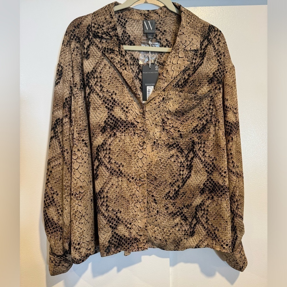 Worthington brown and black snake print long sleeve button down top size 1X